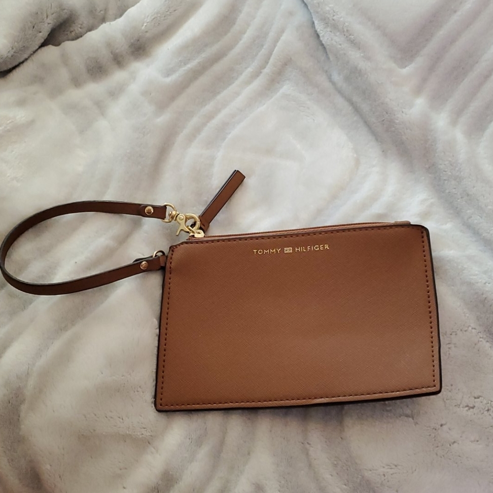 TOMMY HILFIGER WRISTLET - Picture 2 of 10
